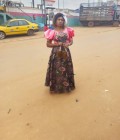 Dating Woman Cameroon to Yaoundé 4éme : Nadege, 38 years